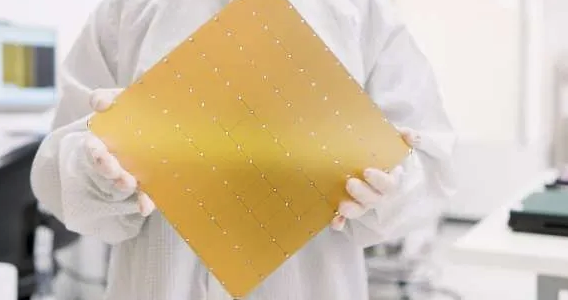 Cerebras Systems IPO Nasdaq 2026: chip AI wafer-scale, debutto con +68% e capitalizzazione 95 miliardi
